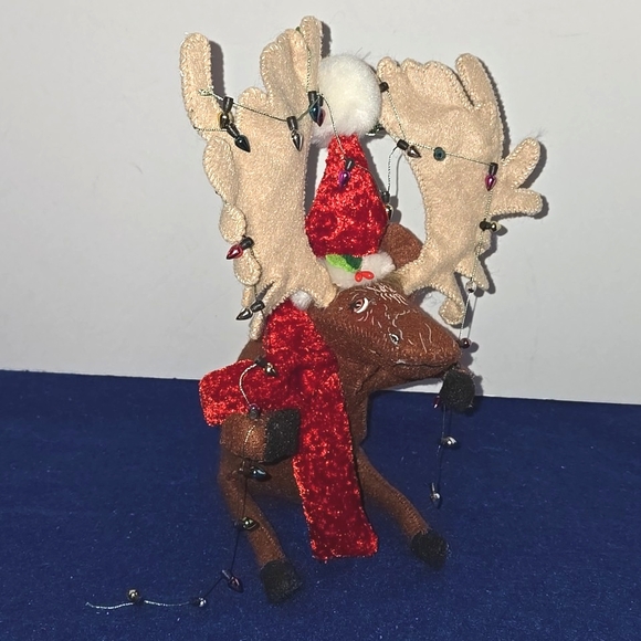 Annalee 2012' Holiday Moose 10" Tall (Like New) - Picture 4 of 8